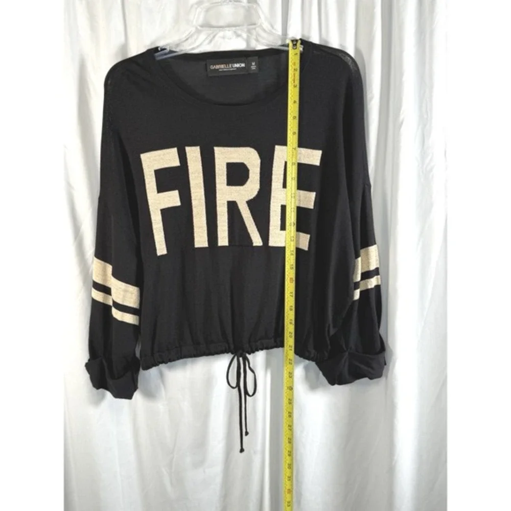 Gabrielle Union New York Co Black‎ FIRE Graphic Crop Top Sweater M Chic 84-39